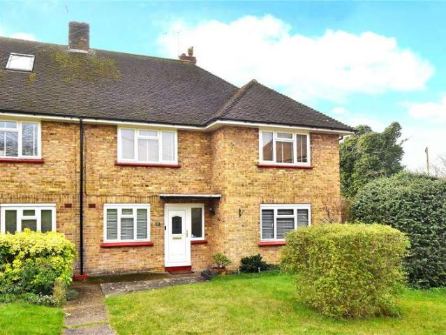 Maisonette for sale in Langley Vale, Surrey