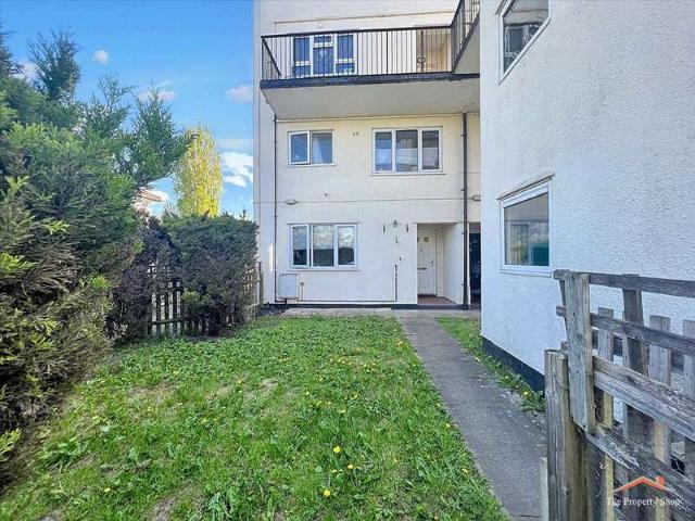 Maisonette for sale in Borehamwood, Hertsmere