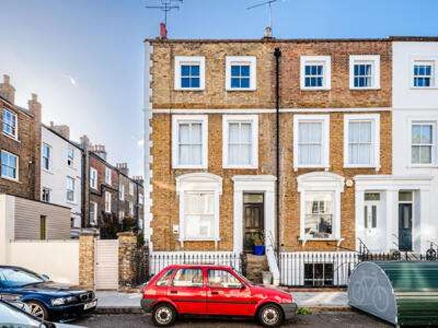 Maisonette for sale in London Borough of Hackney, Greater London