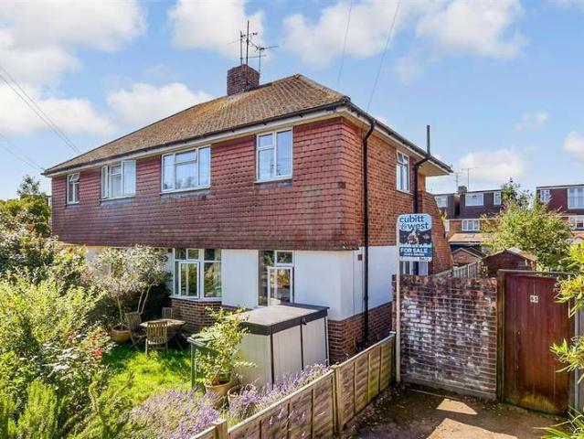 Maisonette for sale in New Town, Horsham