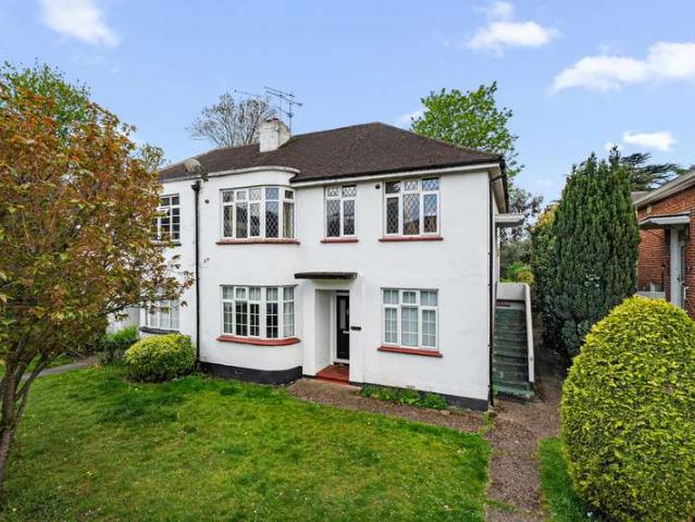 Maisonette for sale in Blackhills, Surrey