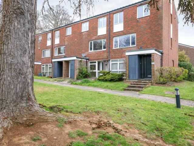 Maisonette for sale in South Park, Red Hill