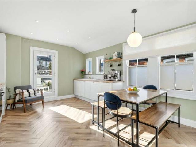 Maisonette for sale in Furzedown, Greater London