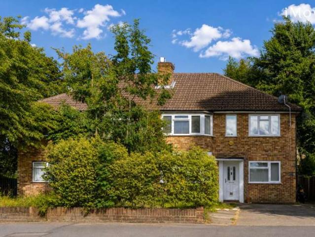 Maisonette for sale in London Borough of Croydon, Upper Norwood