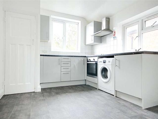 Maisonette for rent in Enfield Highway, Greater London