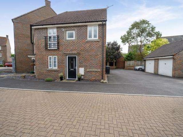 Maisonette for sale in Priest Down, Hampshire
