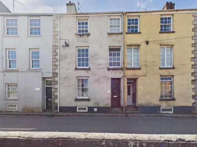 Maisonette for sale in Weir Quay, Devon