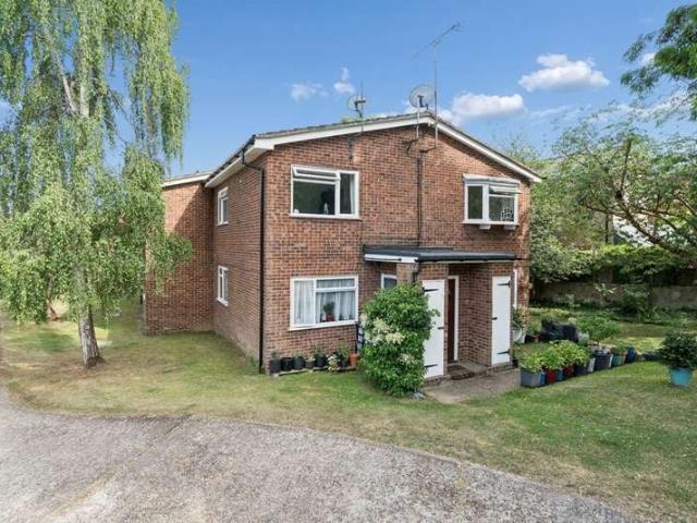 Maisonette for sale in Maidenhead