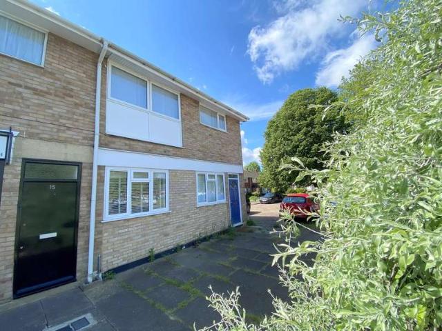Maisonette for sale in Lower Halliford, Surrey