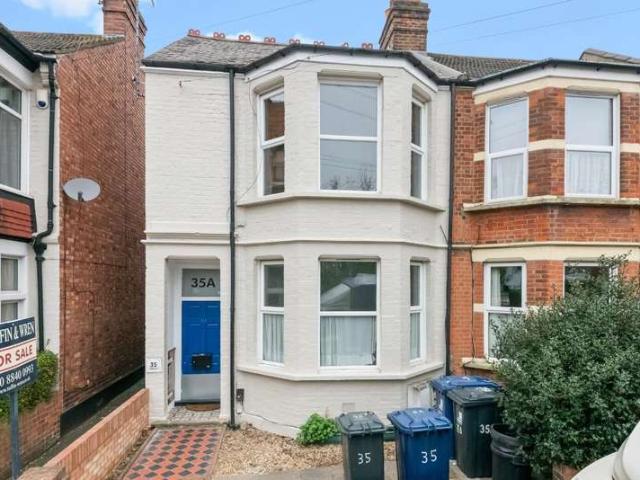 Maisonette for sale in Poets Corner, Greater London