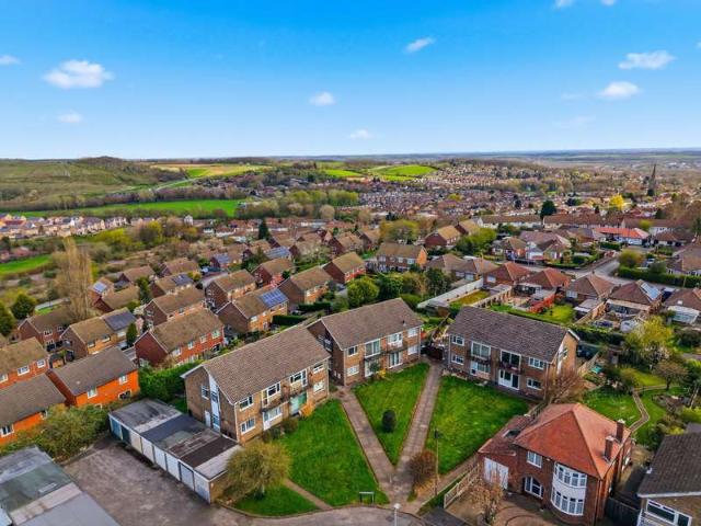 Maisonette for sale in Gedling