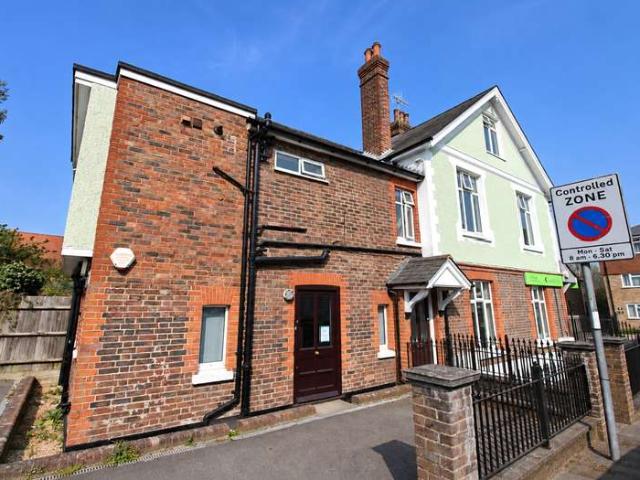 Maisonette for rent in Reigate, Reigate and Banstead