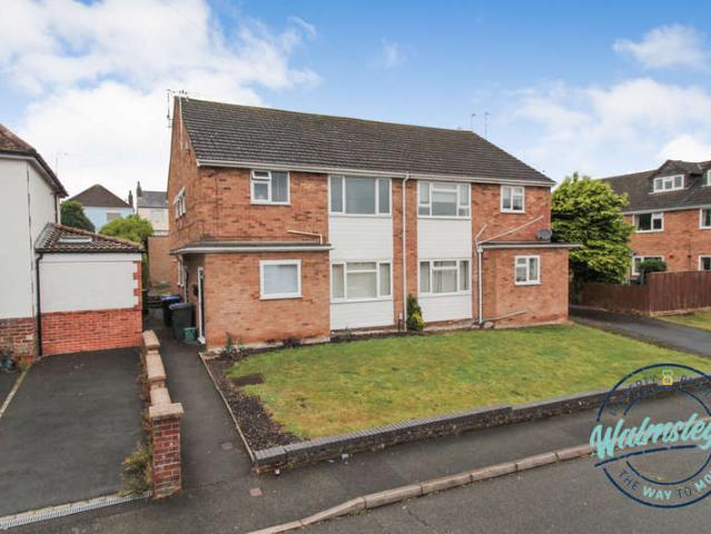 Maisonette for sale in Sydenham, Green Close