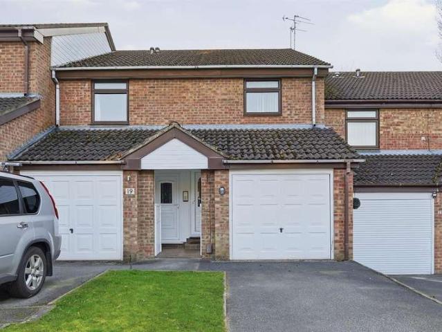 Maisonette for sale in Tytherington, Macclesfield