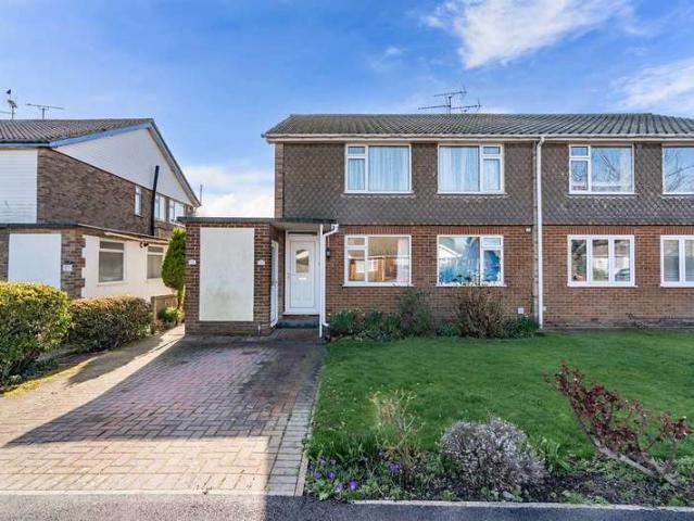 Apartment for sale in Studd Hill, Whitstable