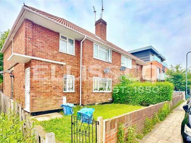Maisonette for sale in Sudbury, Greater London