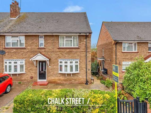 Maisonette for sale in London Borough of Havering, Greater London