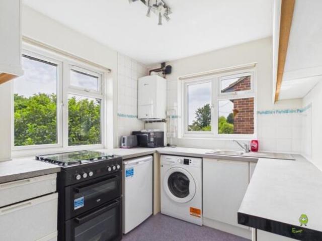 Maisonette for rent in Crayford, Greater London