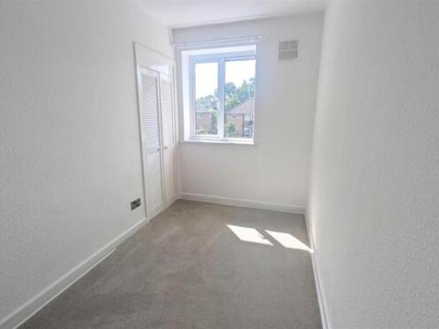 Maisonette for rent in Milverton, Green Close