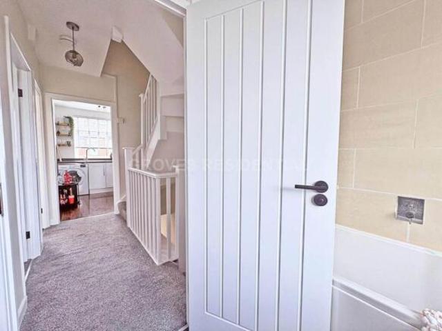 Maisonette for rent in New Malden, Greater London