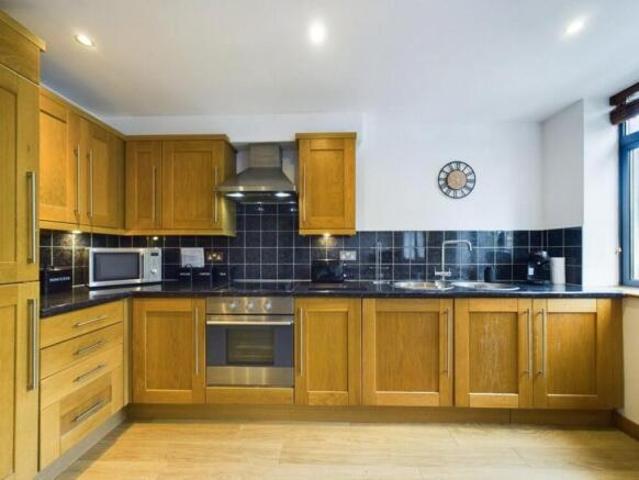 Maisonette for rent in Cat Hill