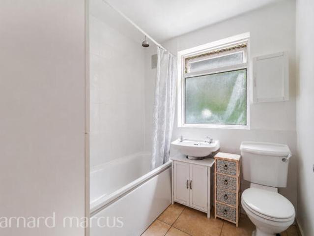 Maisonette for rent in Worcester Park, Greater London