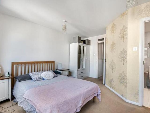 Maisonette for rent in Battersea, Greater London