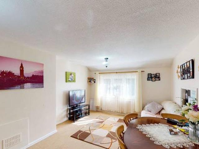 House for rent in West Sussex