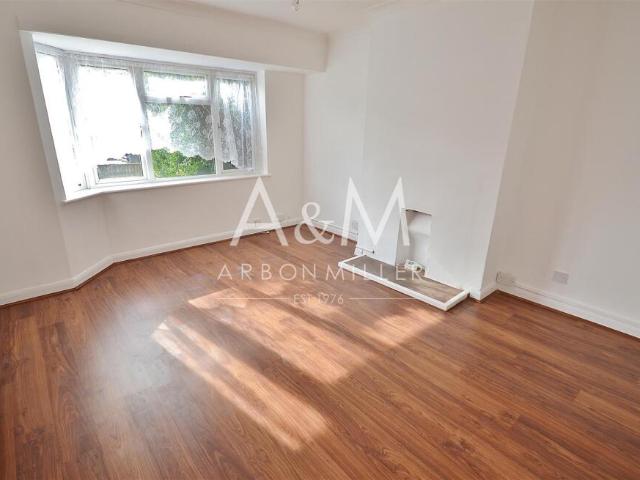 Duplex for rent in Clayhall