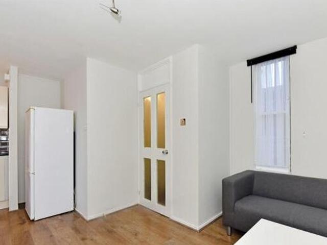 House for rent in Lyons, Greater London