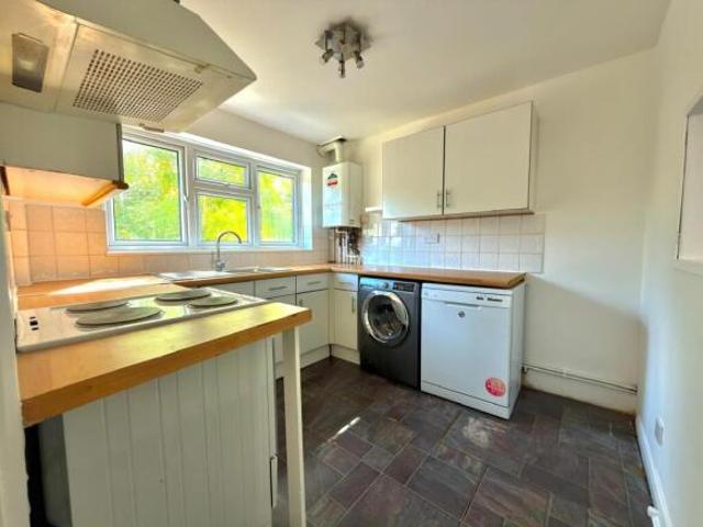 Maisonette for rent in Mottingham, Greater London