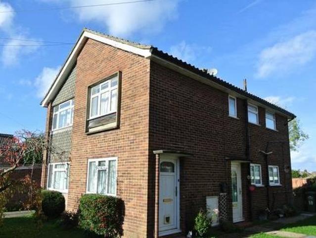 House for rent in Surrey