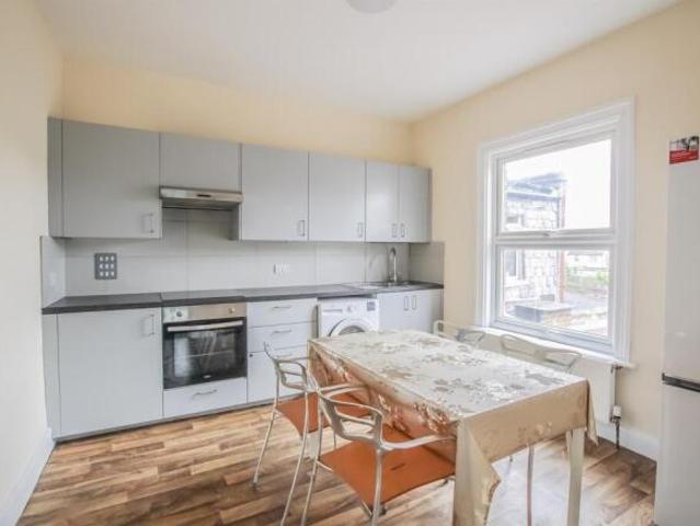 Maisonette for rent in Hendon, Greater London