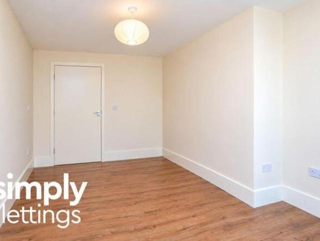Maisonette for rent in Brunswick, Brighton