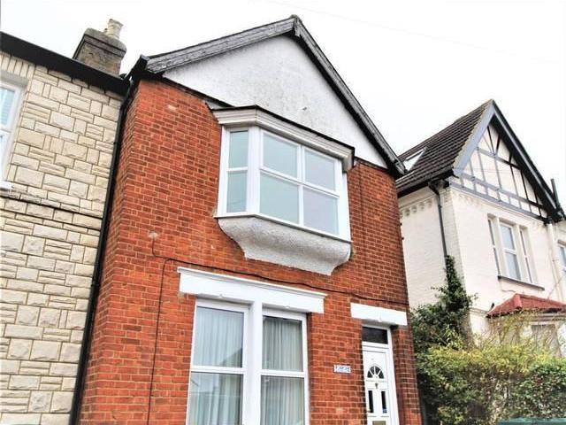 House for rent in Surrey