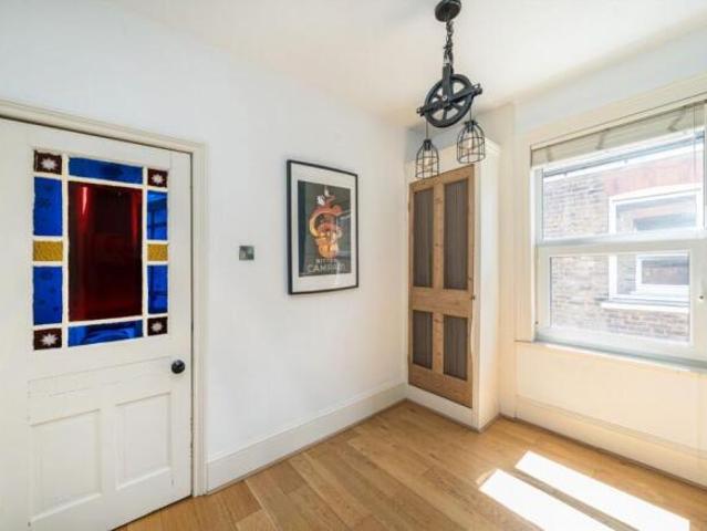 Maisonette for rent in Dulwich, Greater London