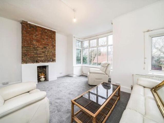 Maisonette for rent in Chiswick, Greater London