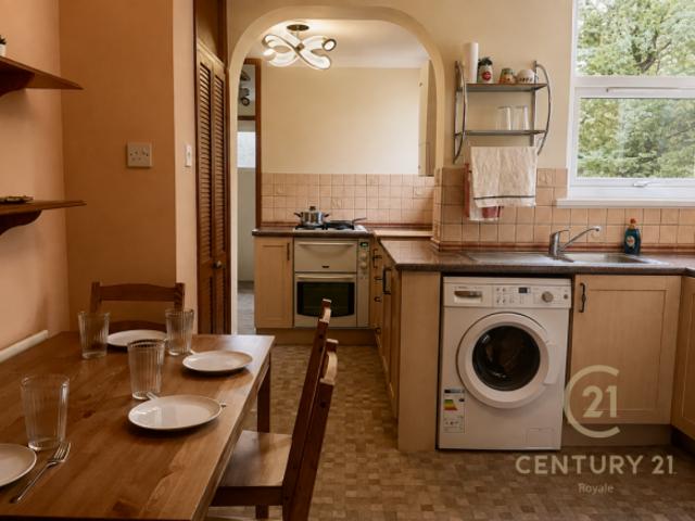 Maisonette for rent
