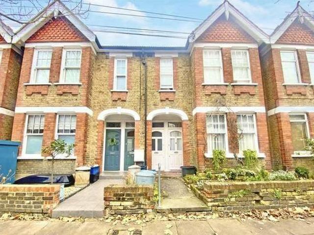 House for rent in Surrey