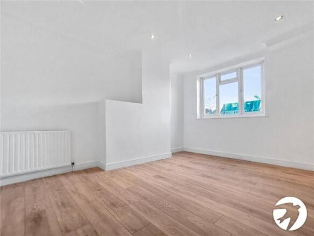 Maisonette for rent in Temple Hill, Dartford