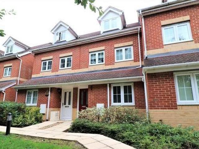 House for rent in Lyons, Greater London