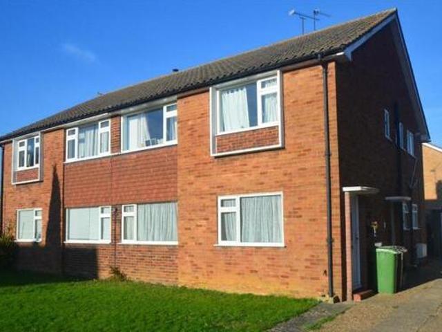 House for rent in Surrey