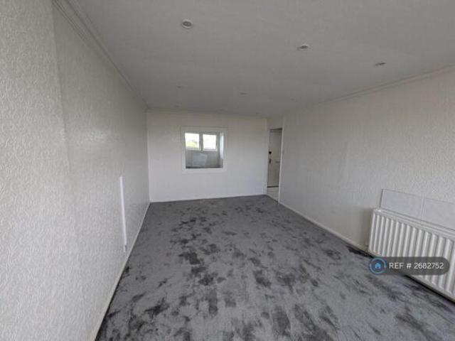 Maisonette for rent in Cat Hill
