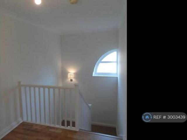 Maisonette for rent in Cat Hill