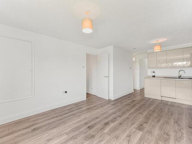 Maisonette for rent in South Woodford, Greater London