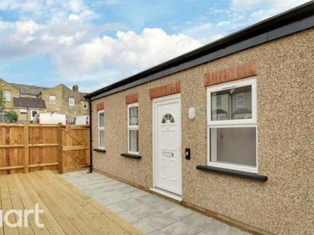 House for rent in Badgers Dene, Grays