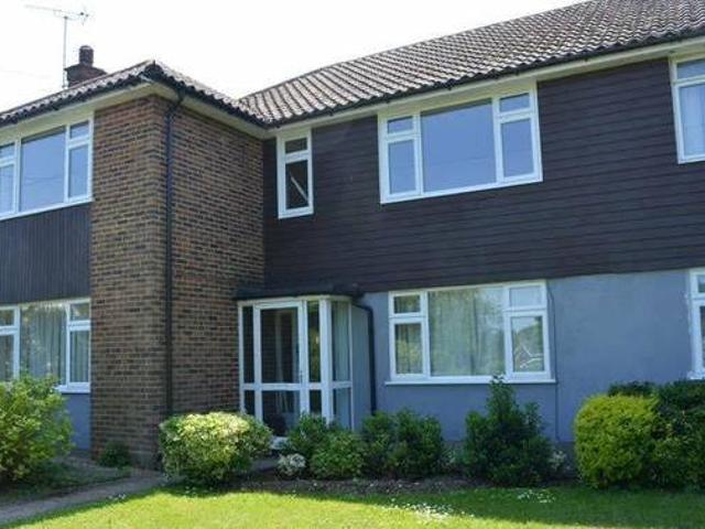 House for rent in Surrey