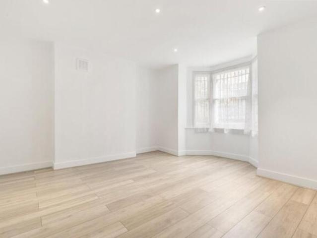 Maisonette for rent in Grosvenor, Bath