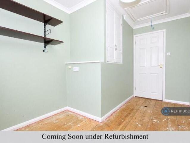 Maisonette for rent in Midway, Kent