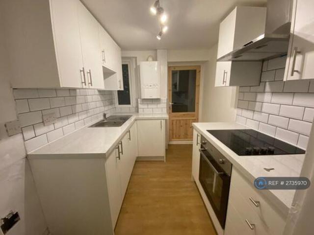 Maisonette for rent in Ash, Kent